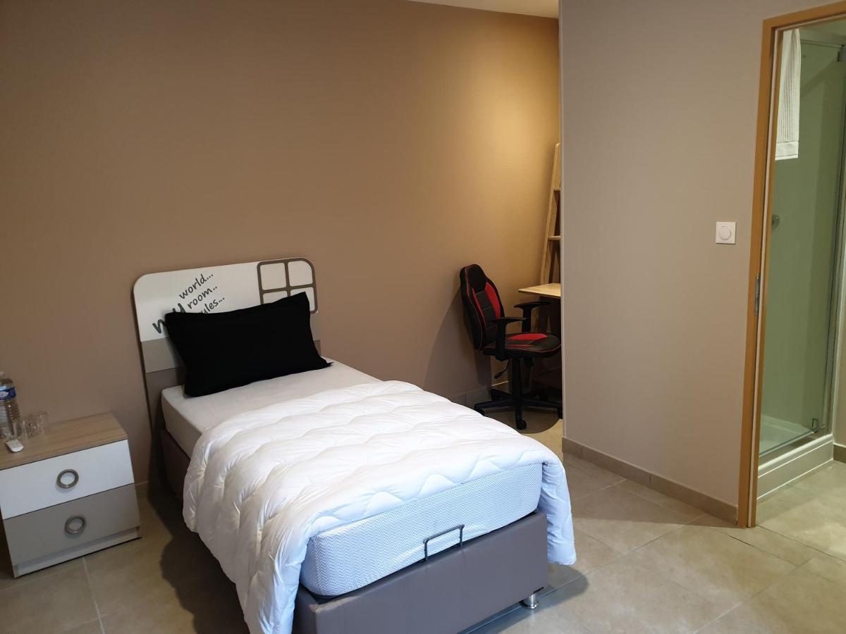 Sci Emel Apartment Льо Крезо Екстериор снимка